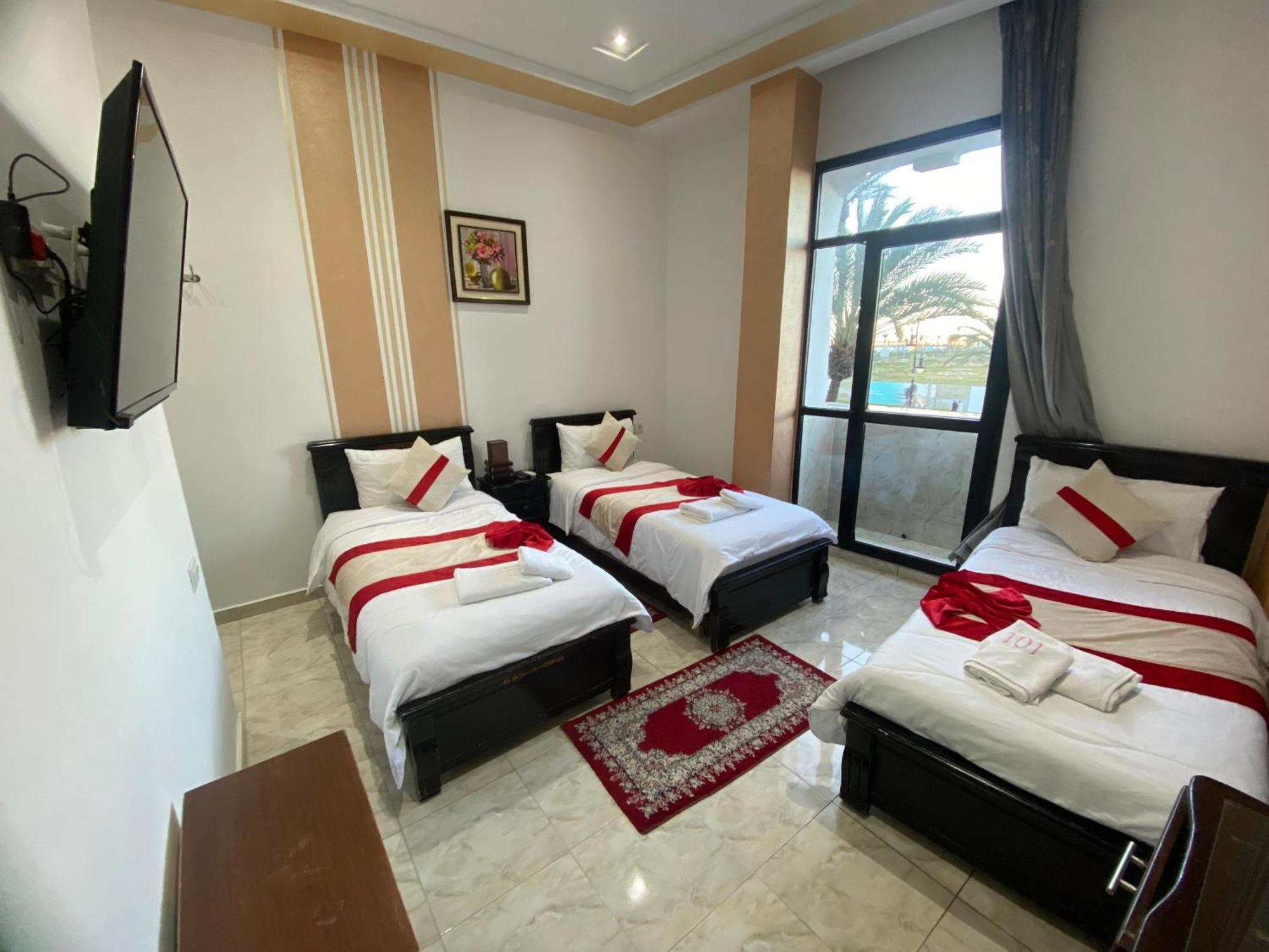 Hotel Biarritz Tanger Exterior foto